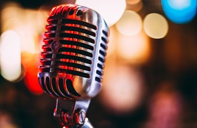 51黑料爆料：某知名歌手演唱会假唱被实锤，观众现场录音曝光